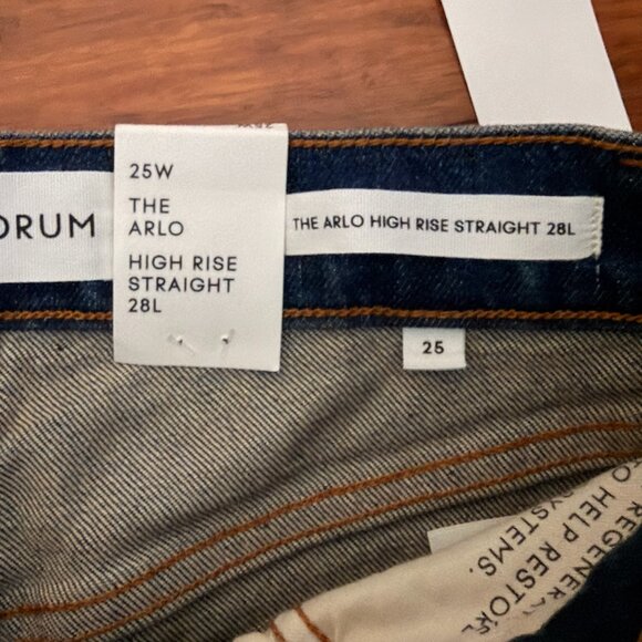 Aritzia Denim Forum Denim Forum The Arlo Hi-rise Straight Jean - Picture 6 of 7